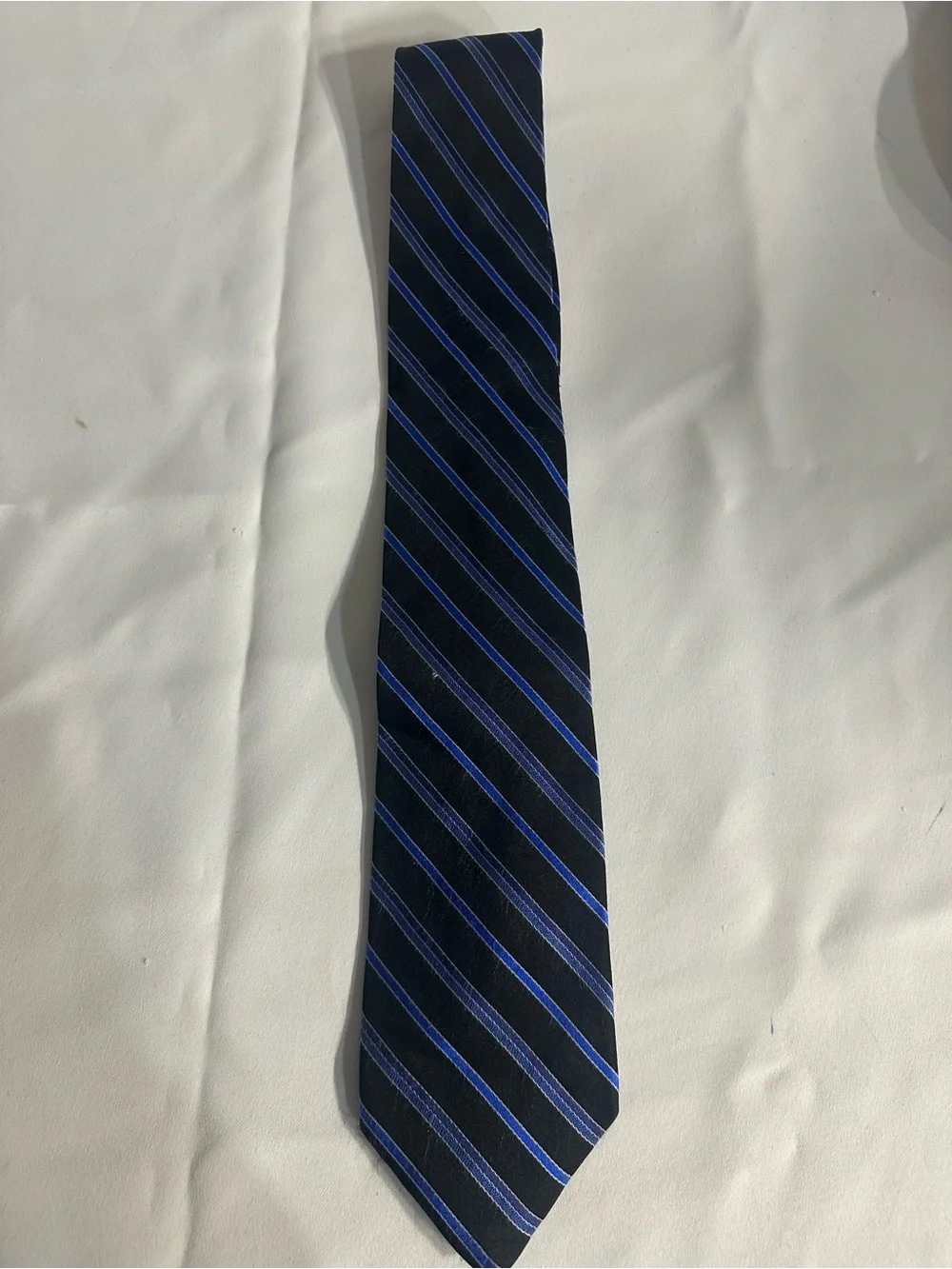 croft & barrow Olive, Black, and Navy Tie Set with Blue Accents